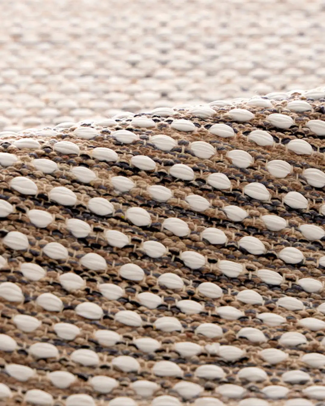 finarte-vanamo-beige-grey-mood